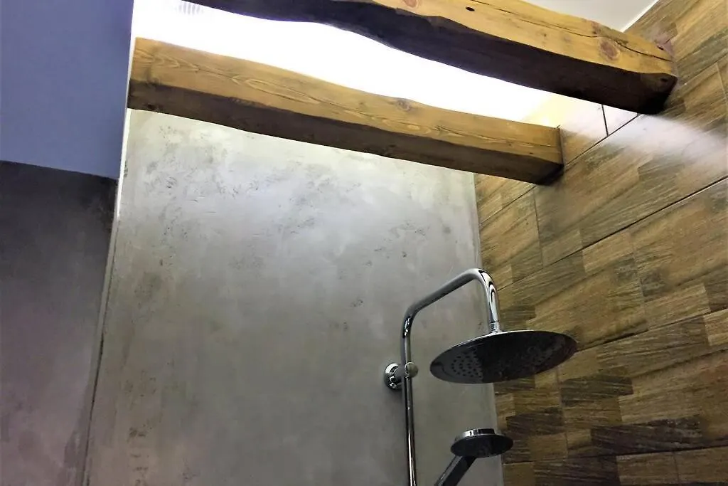 Cosy Industrial Style Little Home Just 5Minutes From Waterfront Tessalónica Grécia